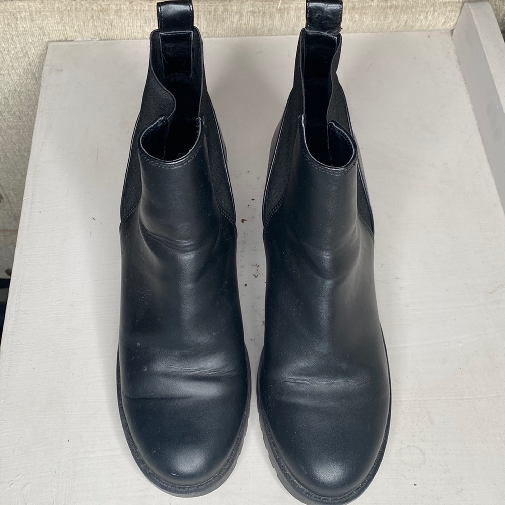 Black H&M boots size 10